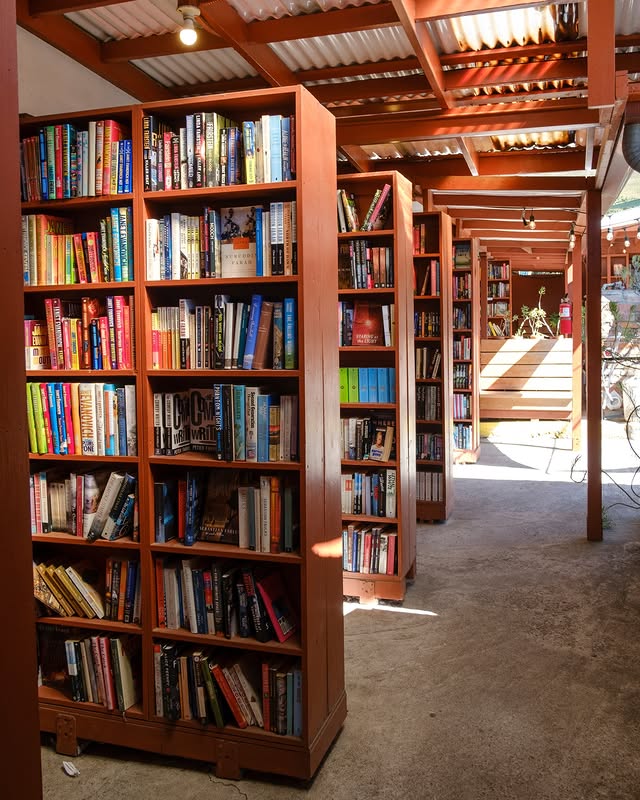 Bart's Books Instagram post
